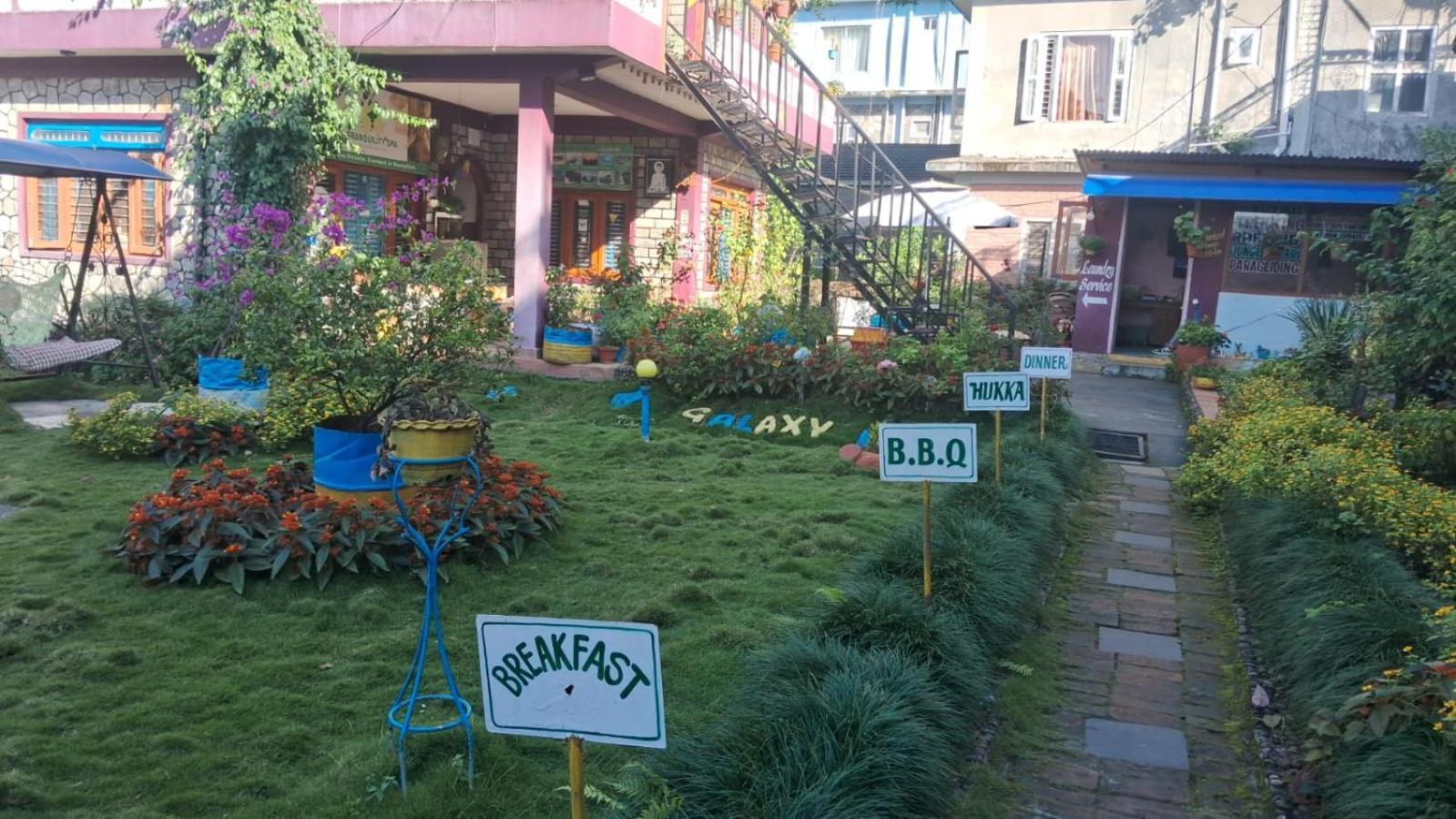 Galaxy Inn Guest House بوكْرا المظهر الخارجي الصورة