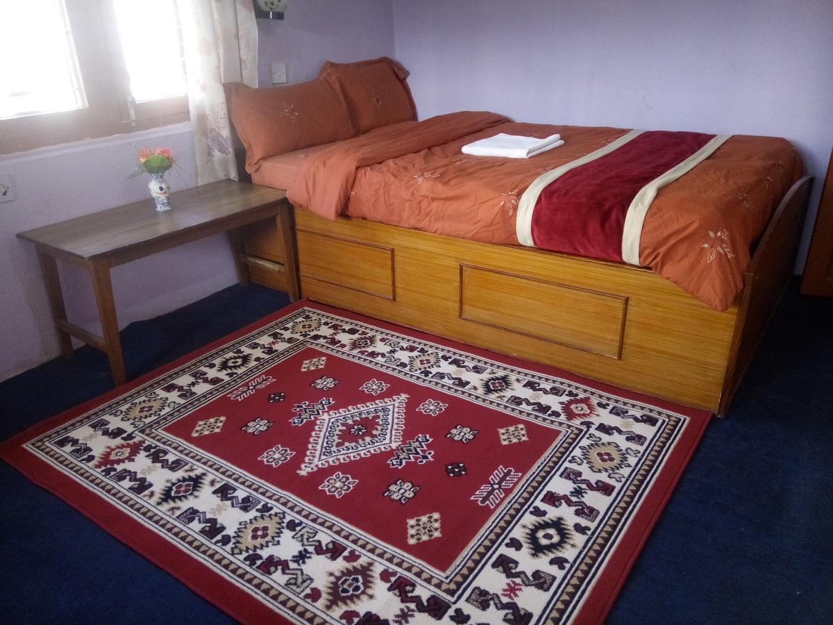 Galaxy Inn Guest House بوكْرا المظهر الخارجي الصورة