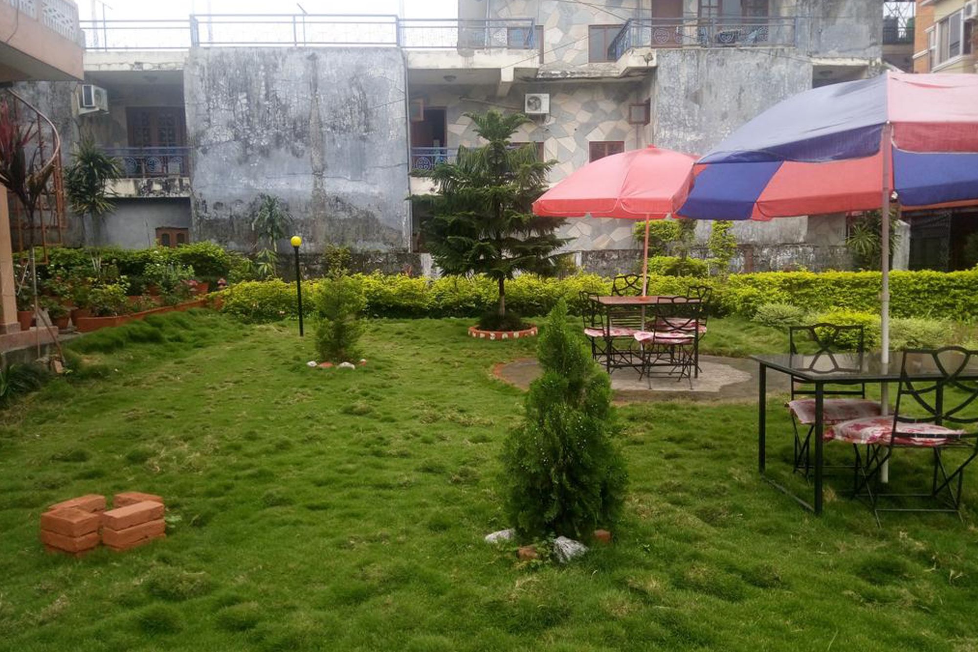 Galaxy Inn Guest House بوكْرا المظهر الخارجي الصورة